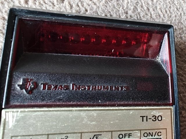 Texas Instruments TI-30 Scientific calculator Carousel 6