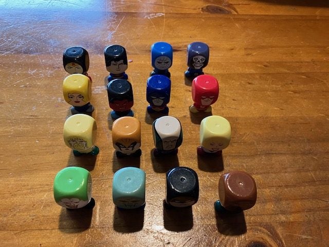 Z Garage Blokhedz DC Comics Full Set 16 Figures Carousel 9