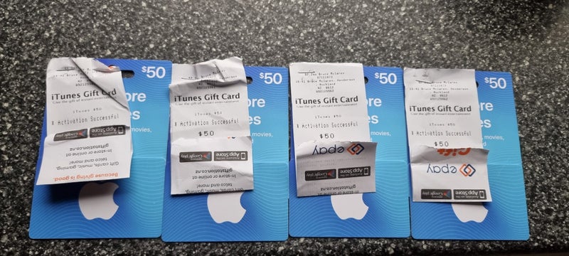 ITUNES gift cards Carousel 1