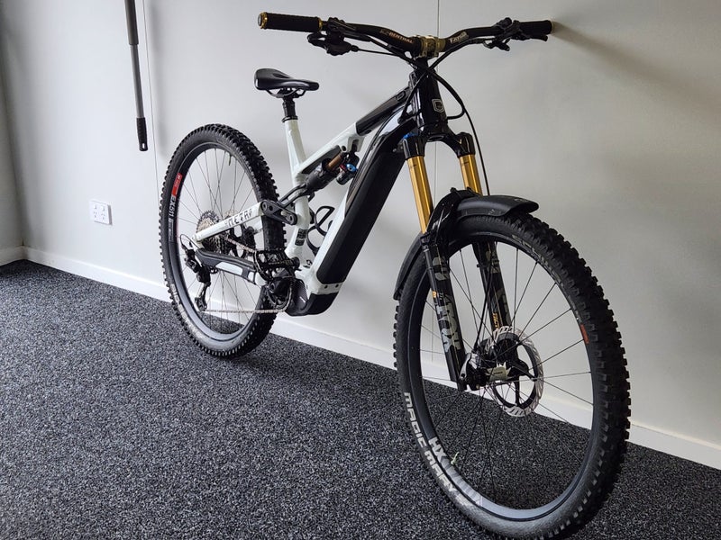 Commencal Meta Power 29 Factory63941290965507111