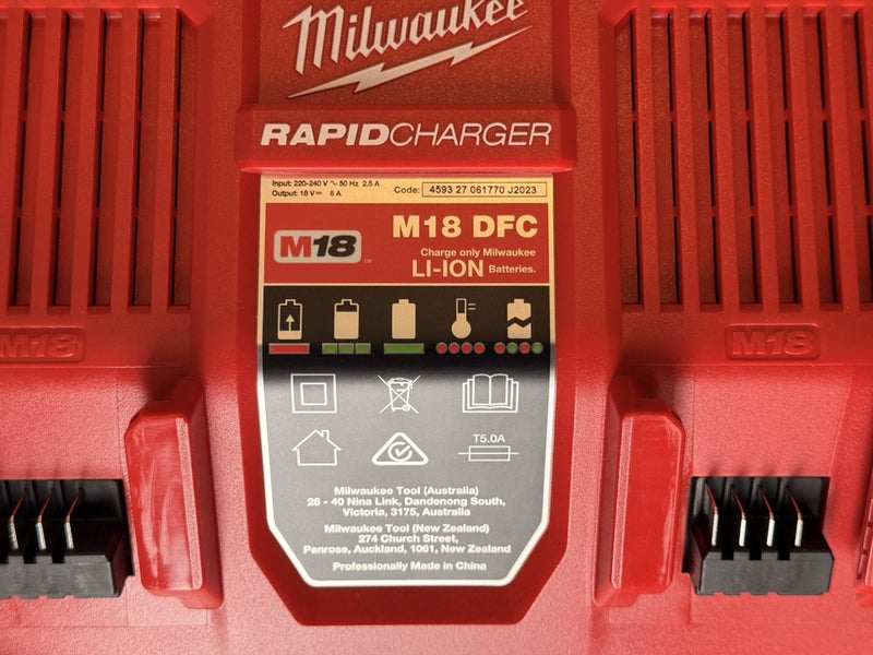 Milwaukee M18 Dual Bay Simultaneous Rapid Charger M18 DFC Carousel 3