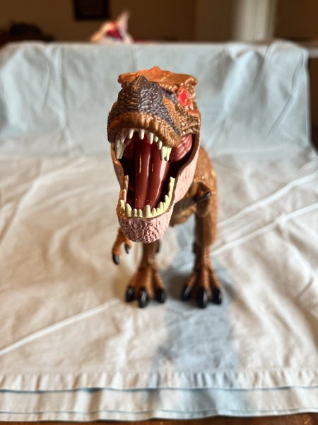Roaring T-Rex Carousel 1