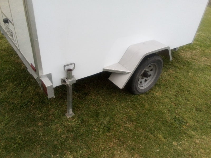 Enclosed Trailer63941633039746113
