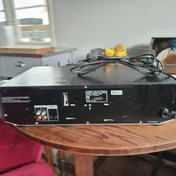 Sony cd player ,amp & double cassette player Carousel 2
