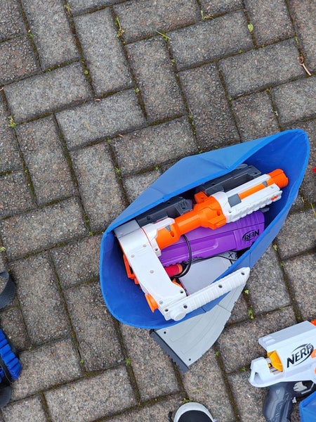 19 Nerf guns with cabinet Carousel 6