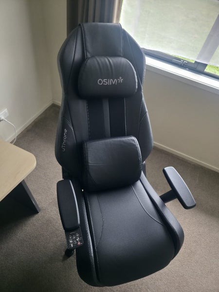 Osim gaming Massage Chair Carousel 1