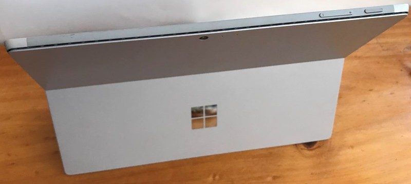Microsoft Surface Pro 5 i5 / 8GB / 256GB – Windows 11 Ready Carousel 7