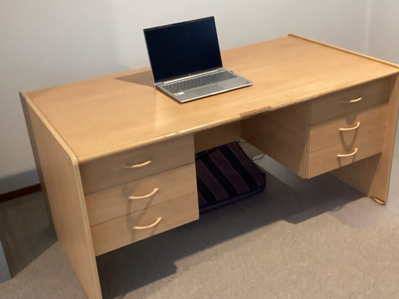 Office desk Carousel 2