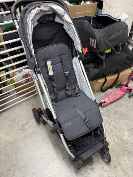 Uppababy Minu Pram with travel safe backpack Carousel 2