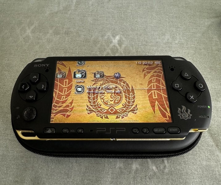PSP 3000 – Monster Hunter Edition (Gold & Black) | 64 GB | Fully Set Up63950070606339111