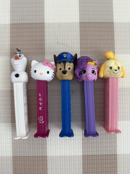 BULK PEZ DISPENSERS Carousel 1