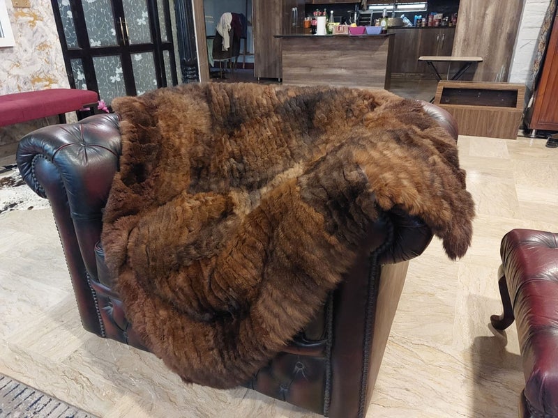 New Single Natural Brown Real NZ Possum Full Fur Throw - No Reserve! - B6596 Carousel 2