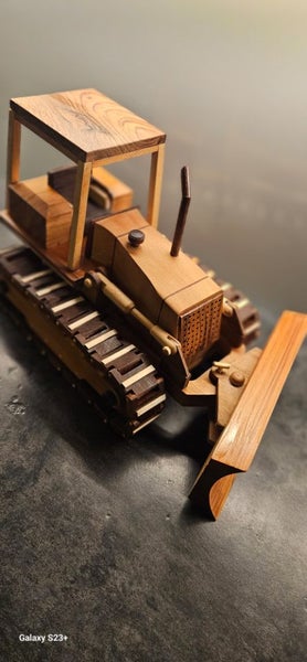 +++++Wooden Bulldozer +++++ Carousel 2