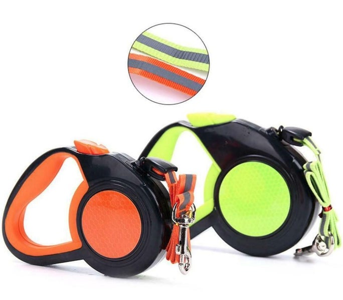 Heavy Duty Retractable Dog Leash with Anti-Slip Handle Carousel 1