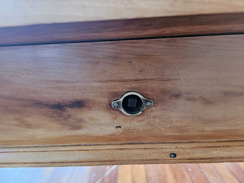 Kauri dining table63946067104386111