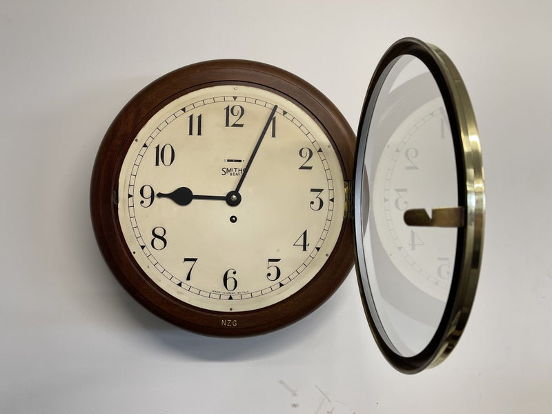 Stunning Fully Restored NZG English Station Clock63950212670978112