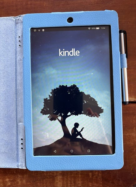 Kindle Fire HD8 with case Carousel 2