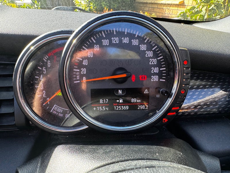 2016 MINI Cooper Convertible63950213656193111