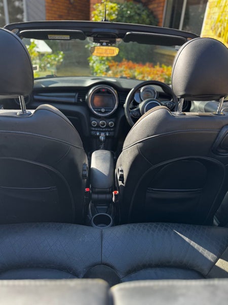 2016 MINI Cooper Convertible63950213656193114