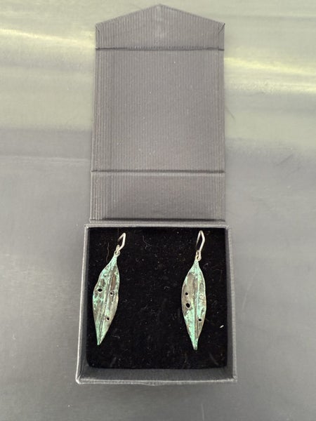 Bronze Pohutakawa Leaf Drop Earrings Carousel 1