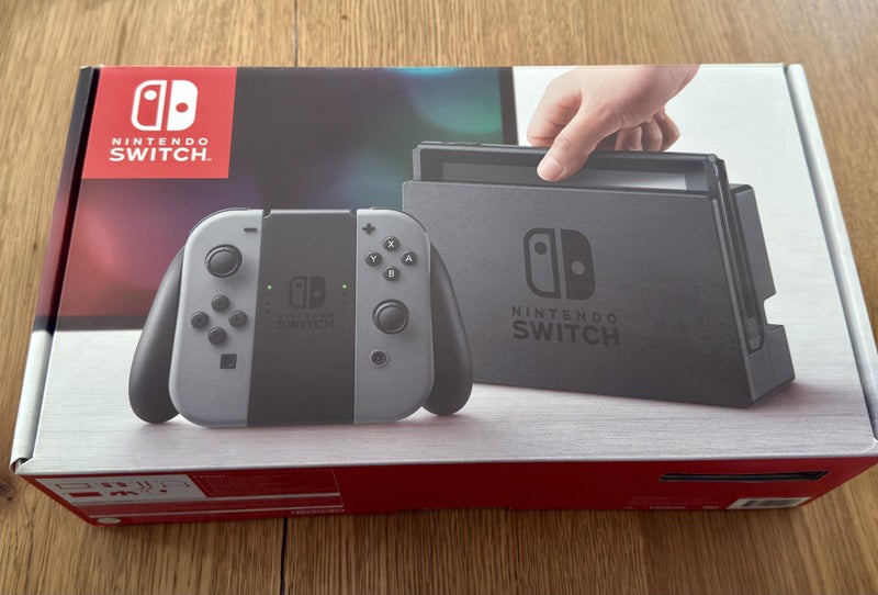 Unpatched V1 Switch plus Extras Carousel 2
