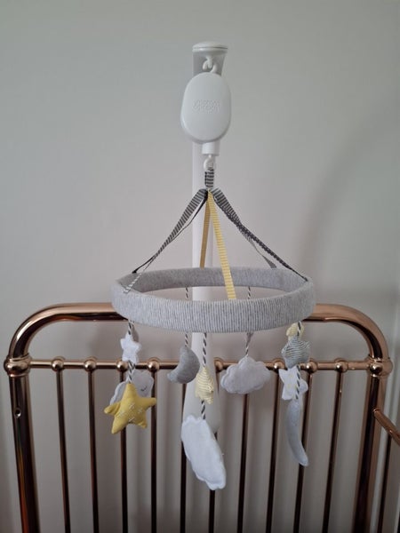 Mamas and Papas Cloud Musical Mobile Carousel 1