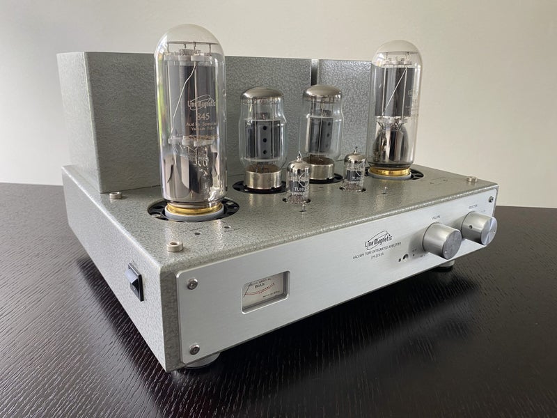 Line Magnetic LM-218IA Vacuum Tube Integrated Amplifier Carousel 1
