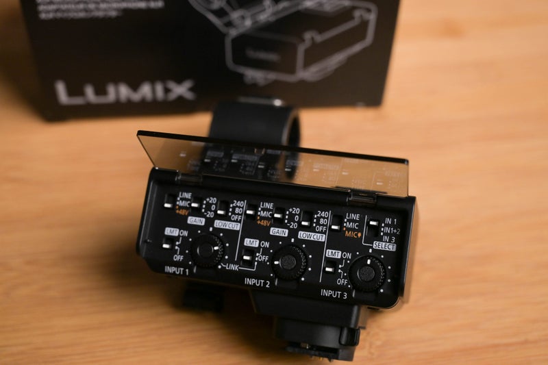 Panasonic Lumix DMW-XLR2 Carousel 2