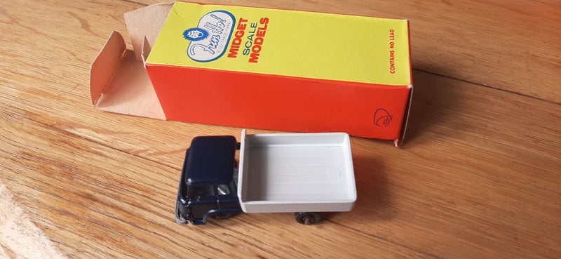 Collectible Boxed Fun Ho - Bedford Truck No 29 Carousel 2