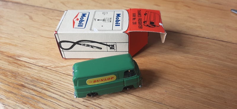 RARE Collectible Boxed Fun Ho - Thames Freighter No 20 - Mobil Box Carousel 1