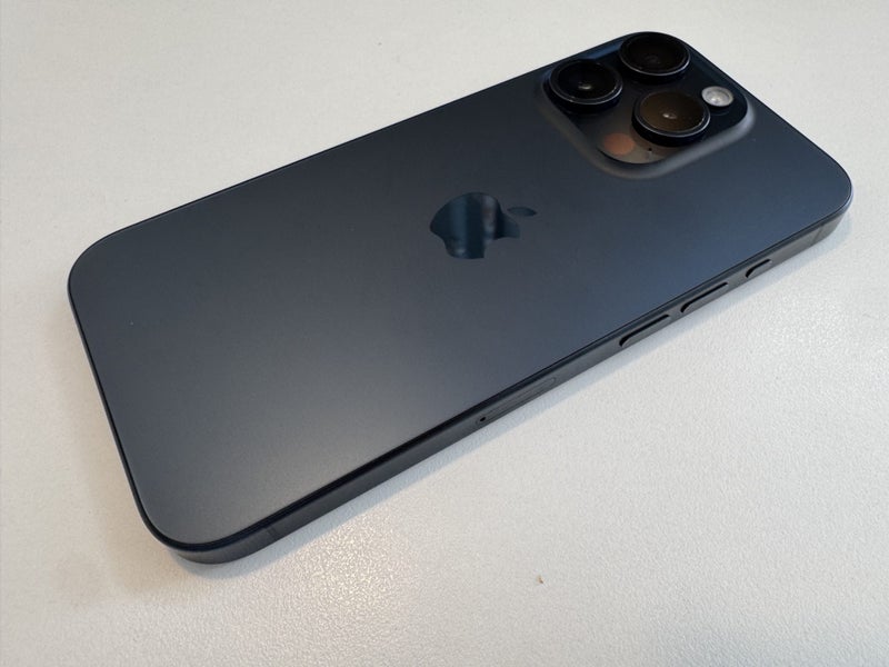 iPhone 15 Pro 256gb Blue Titanium64574389373697112
