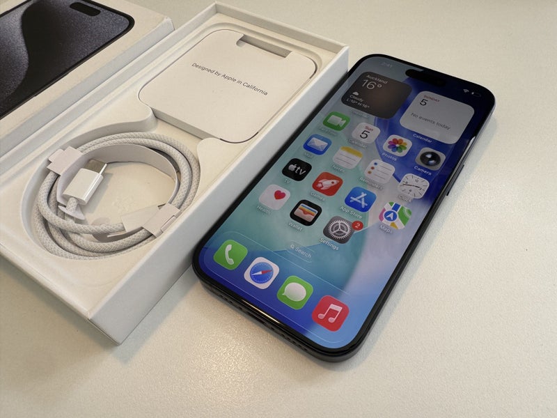 iPhone 15 Pro 256gb Blue Titanium64574389373697110