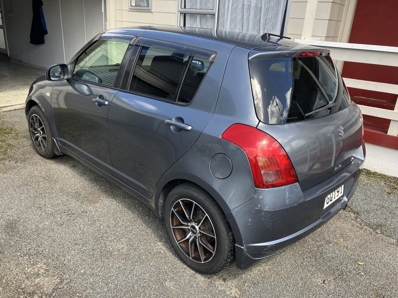 2005 Suzuki Swift63953004760067112