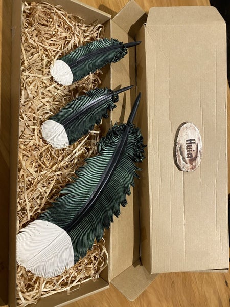 Huia (Pottery) set of 3 Feathers63953003581825110