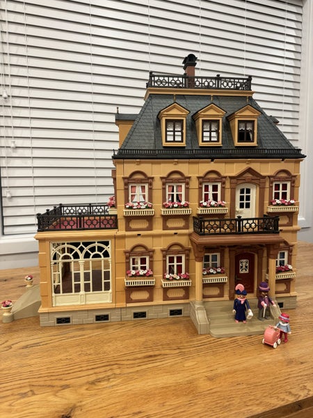 Playmobil Manson 5300 & Furniture collection plus more Carousel 1