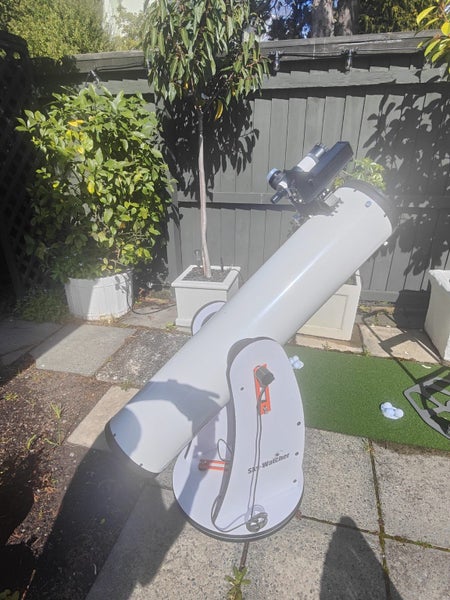 Skywatcher Dobsonian 200mm (8 inch) with Dobson Dream Push to Carousel 1