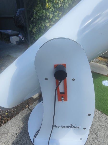 Skywatcher Dobsonian 200mm (8 inch) with Dobson Dream Push to Carousel 2