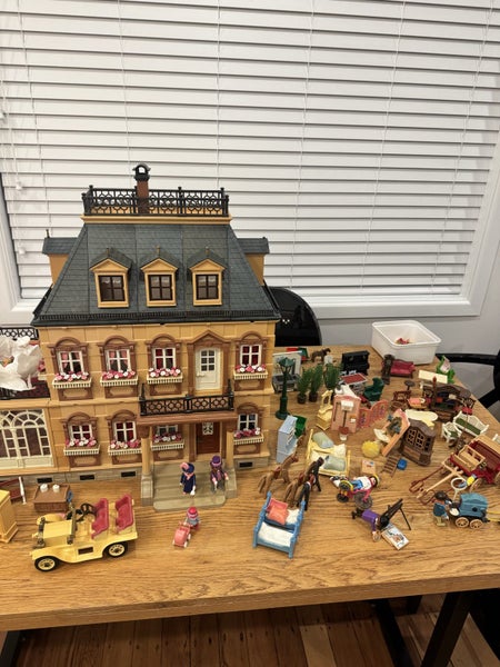 Playmobil Manson 5300 & Furniture collection plus more Carousel 16