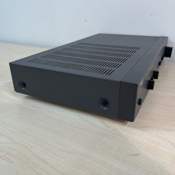 Smashing NAD 310 Amplifier - Very Well Reviewed! Carousel 9