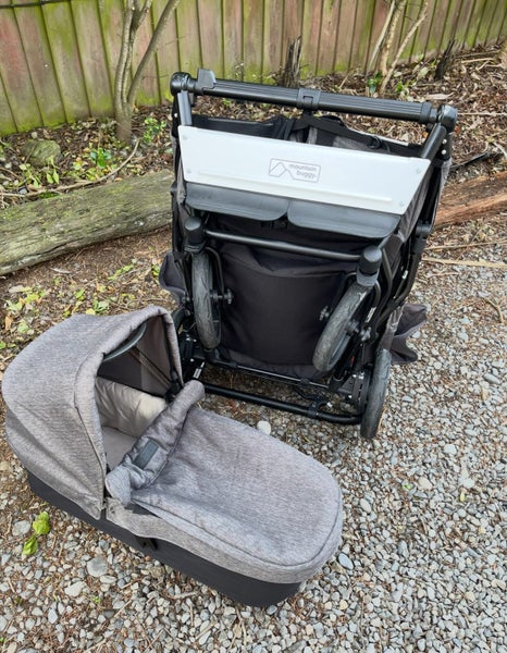 Like New, Mountain Buggy Duet - Luxury Bundle Carousel 6