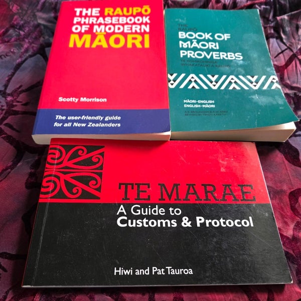 The Raupo phrasebook of Modern Maori + 2 others Carousel 2