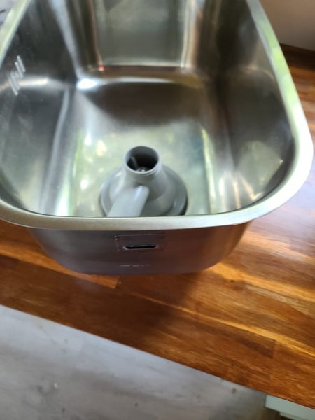 Kitchen Sink Carousel 6