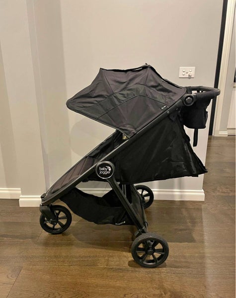 Baby Jogger City Mini GT2 - Immaculate condition Carousel 1