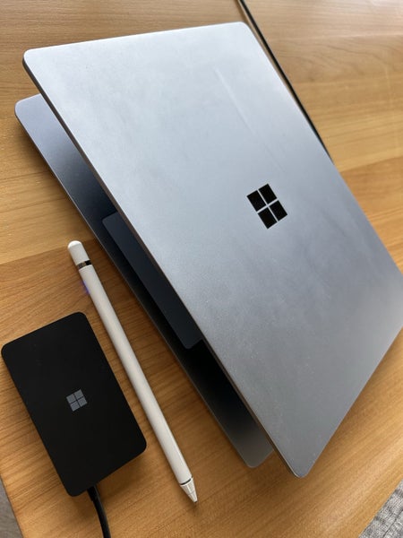 Microsoft Surface Laptop Go 2 + Pen + Accessories – Excellent Condition Carousel 1