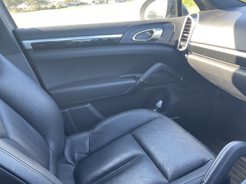 2012 Porsche Cayenne64307725610626112