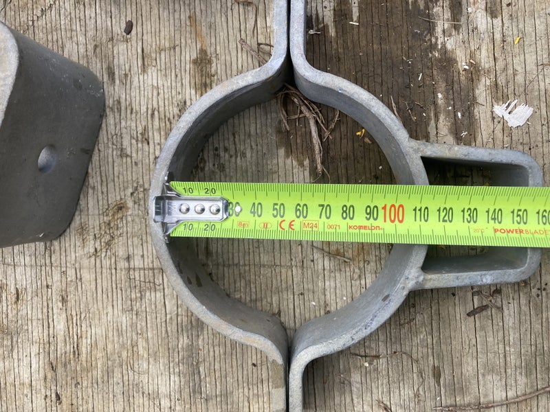Pipe Hangers Industrial Carousel 4