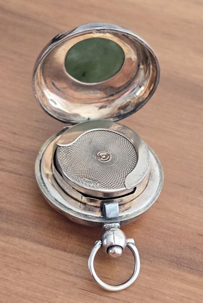 Edwardian Rose Gold 1909 9ct Gold Sovereign Purse with pounamu panel64649383681025114