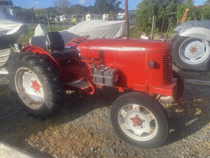 David brown tractor Carousel 1