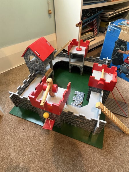 Wooden toy castle and figures Carousel 1