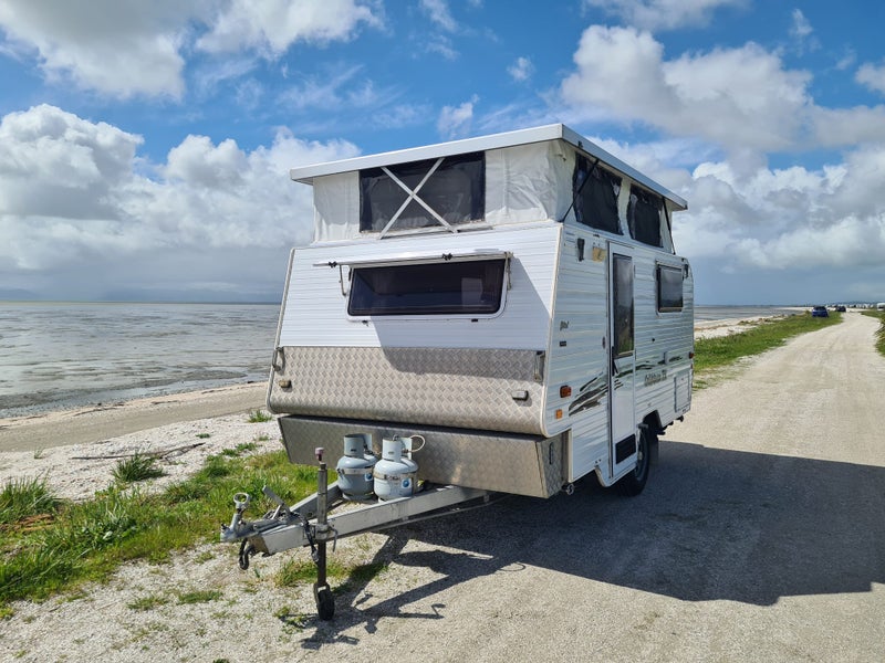 2006 Gold Stream RV Pop Top Caravan63954995612930112